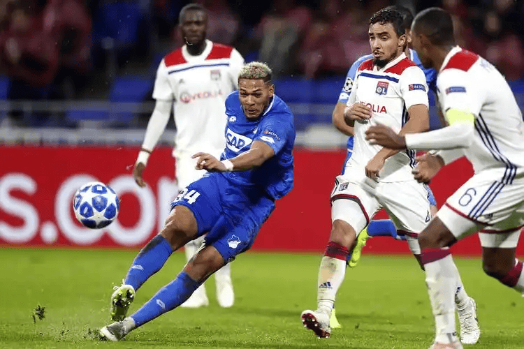 周日025法甲对决！里昂主场冲欧冠，巴黎FC残阵客场苦撑保级